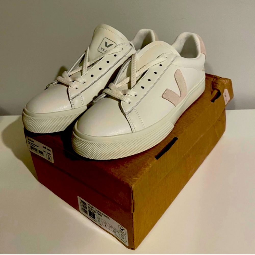 Veja Campo Women's Sneakers